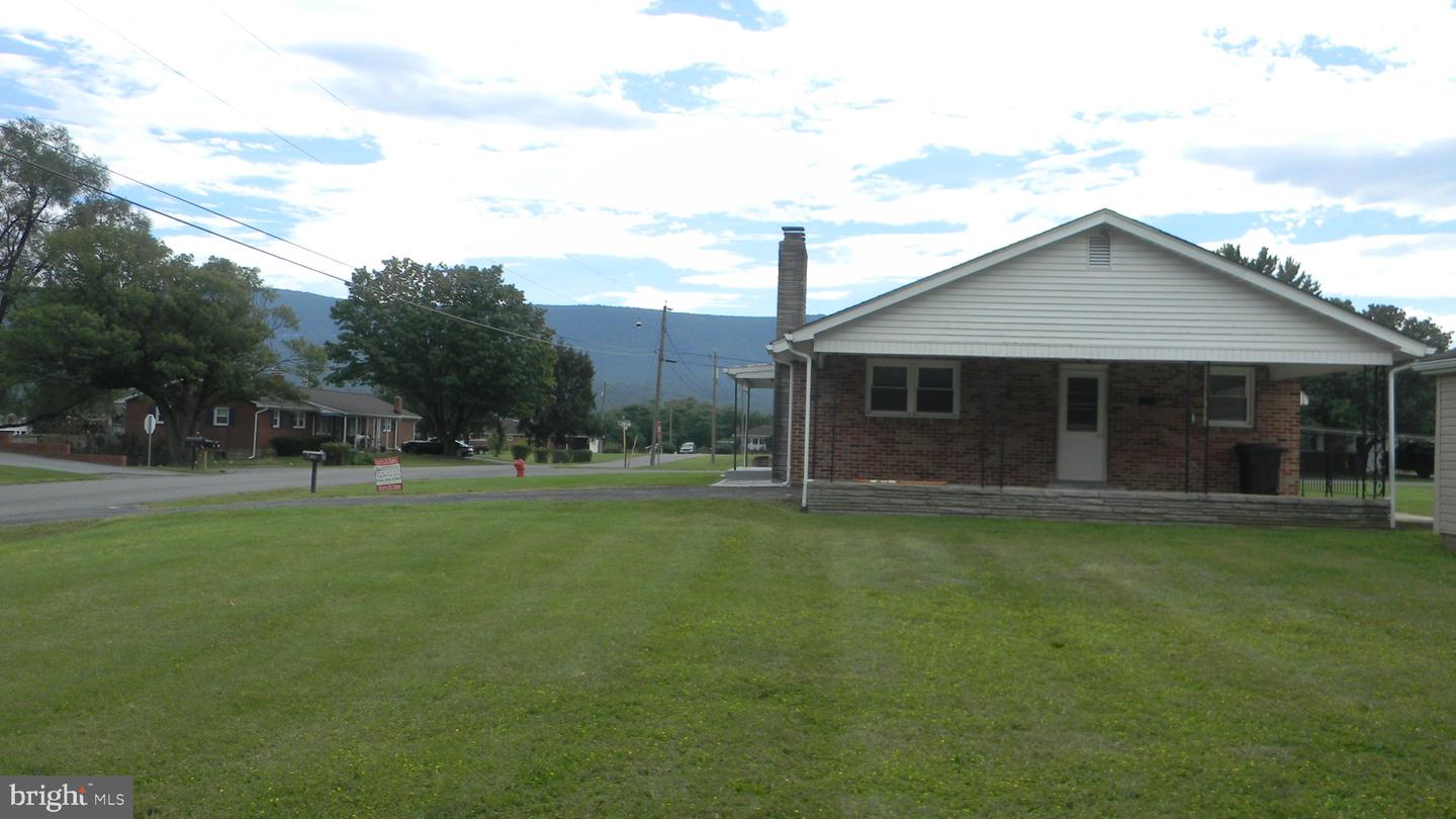 129 Apple Ave Property Photo 7