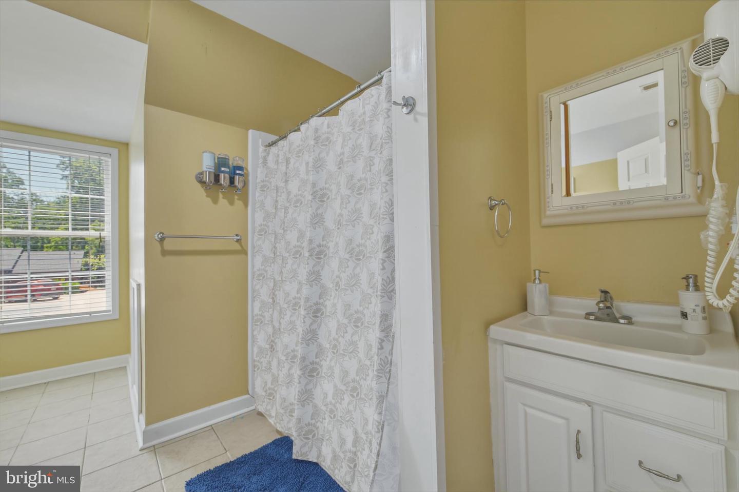 671 Willow Ln Property Photo 34