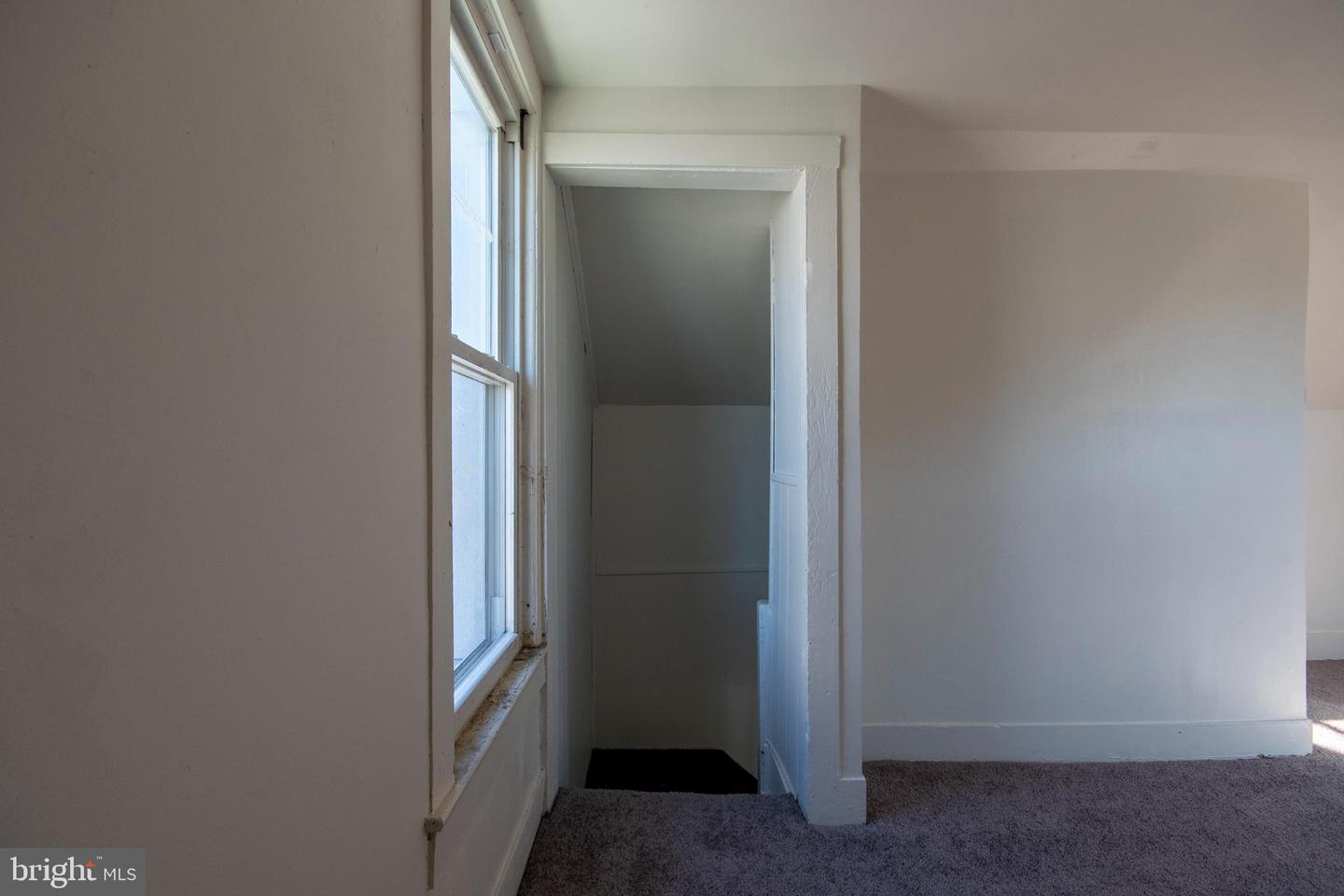 488 Ash St Property Photo 15