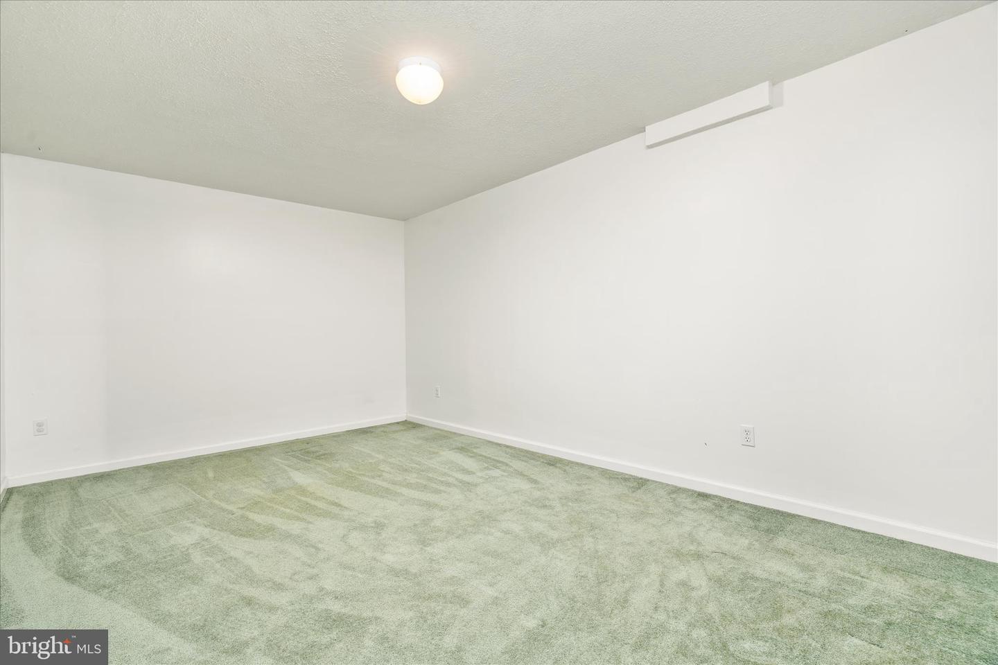 114 Hillview Dr Property Photo 22