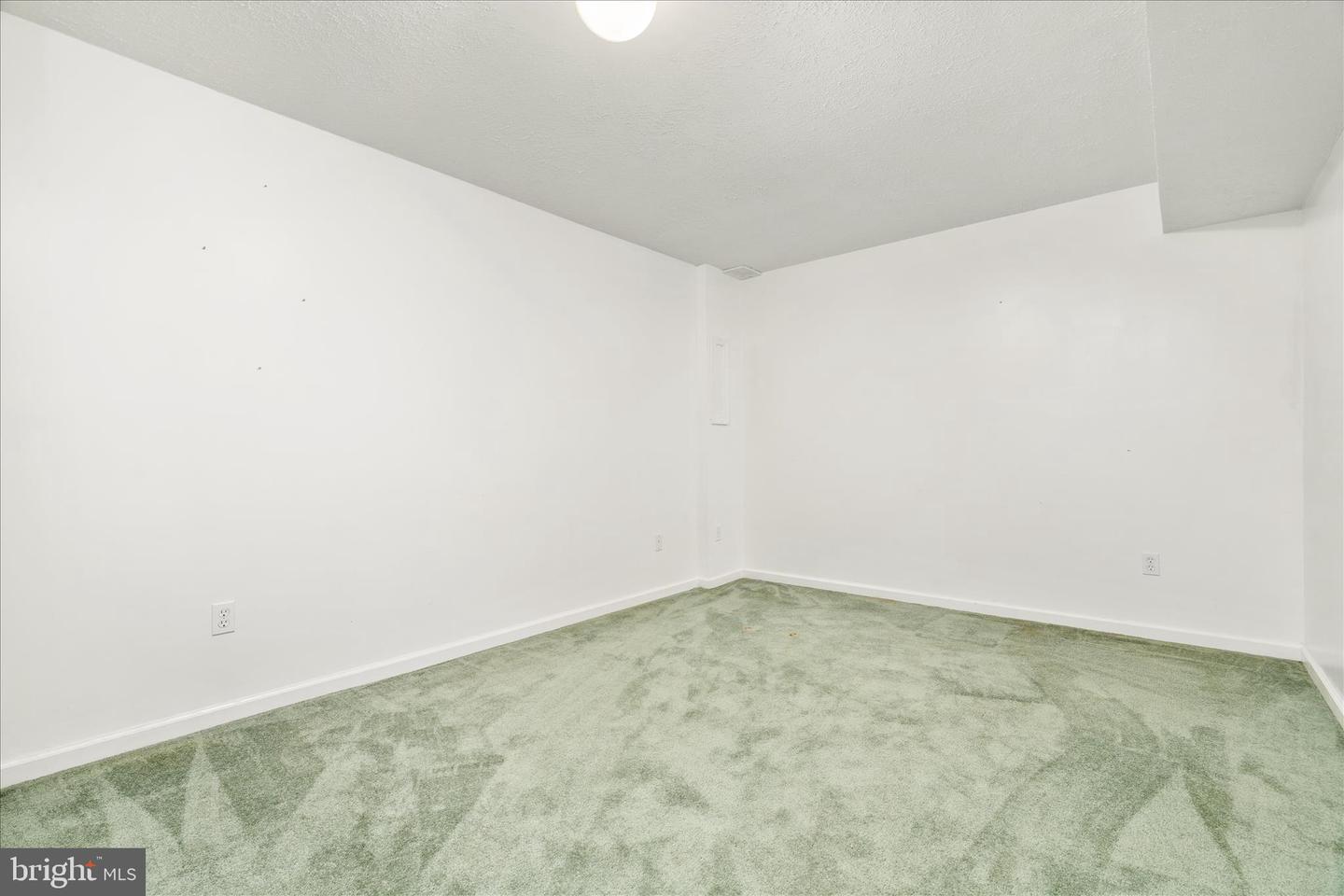 114 Hillview Dr Property Photo 23
