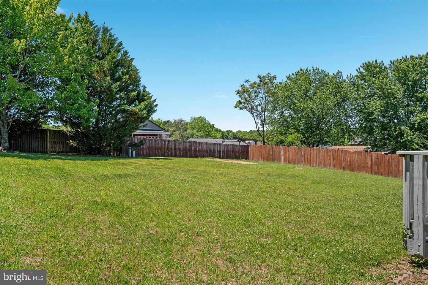 114 Hillview Dr Property Photo 27
