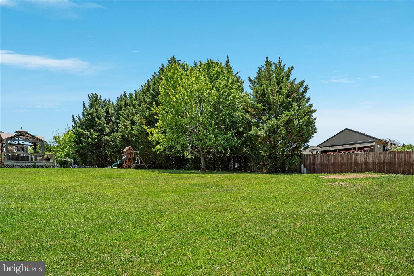 114 Hillview Dr Property Photo 28