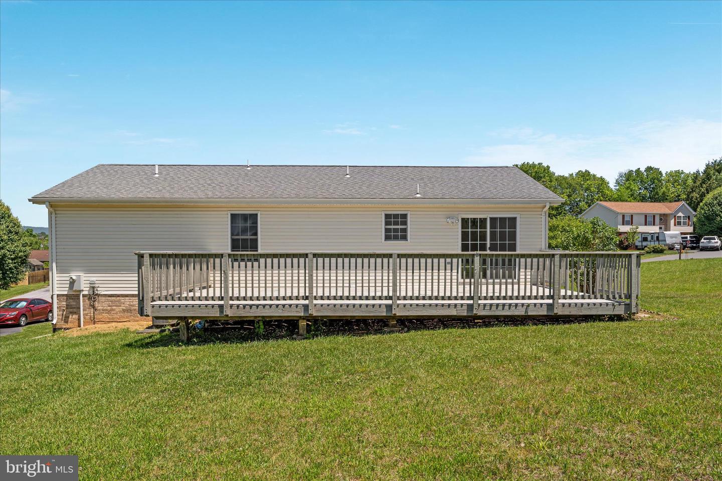 114 Hillview Dr Property Photo 31