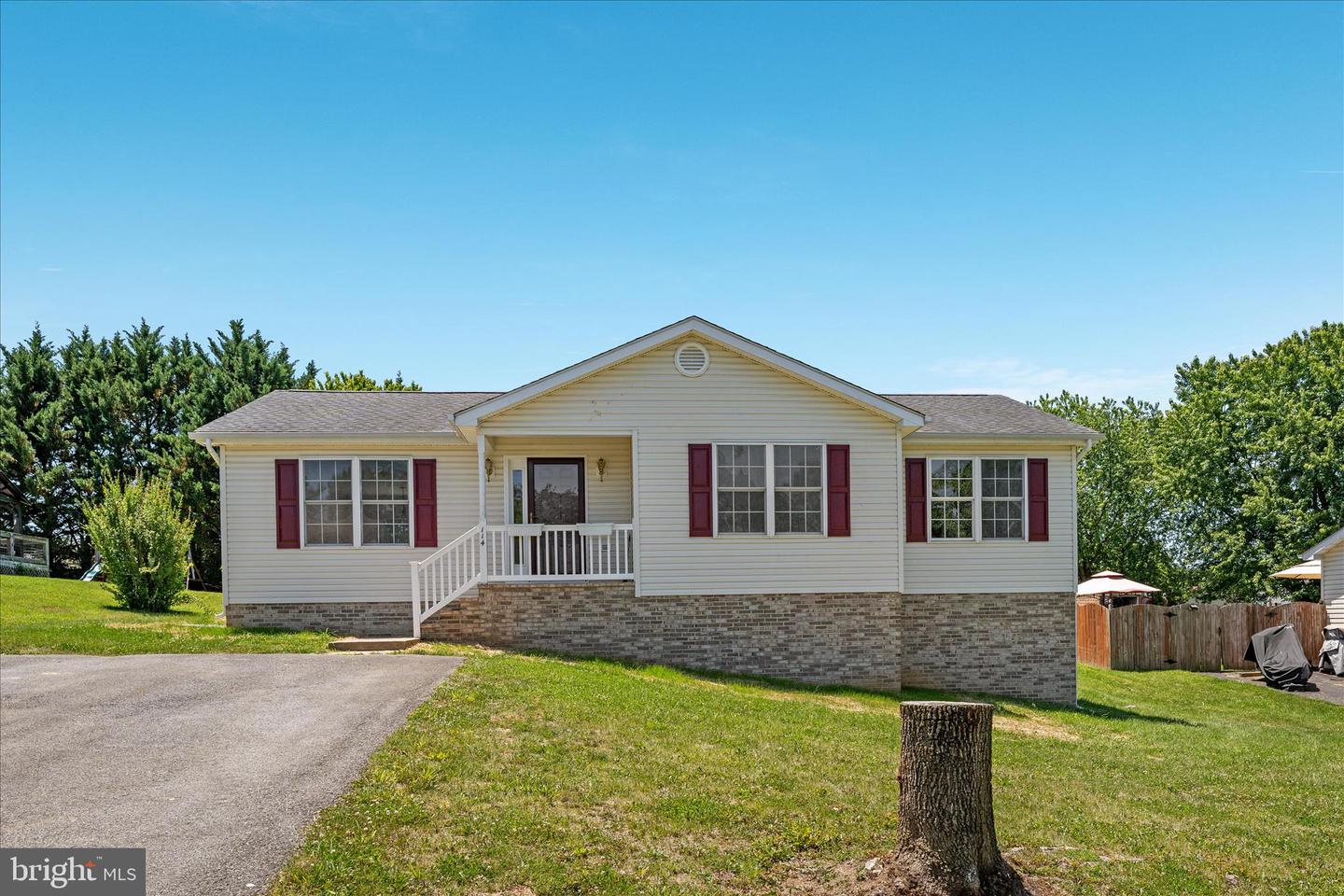 114 Hillview Dr Property Photo 34