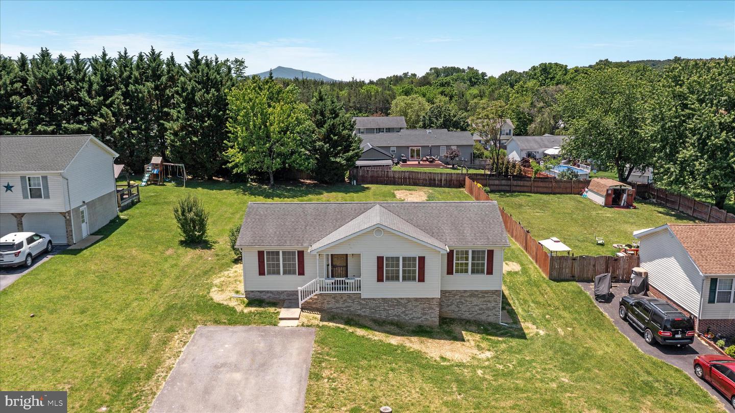 114 Hillview Dr Property Photo 39