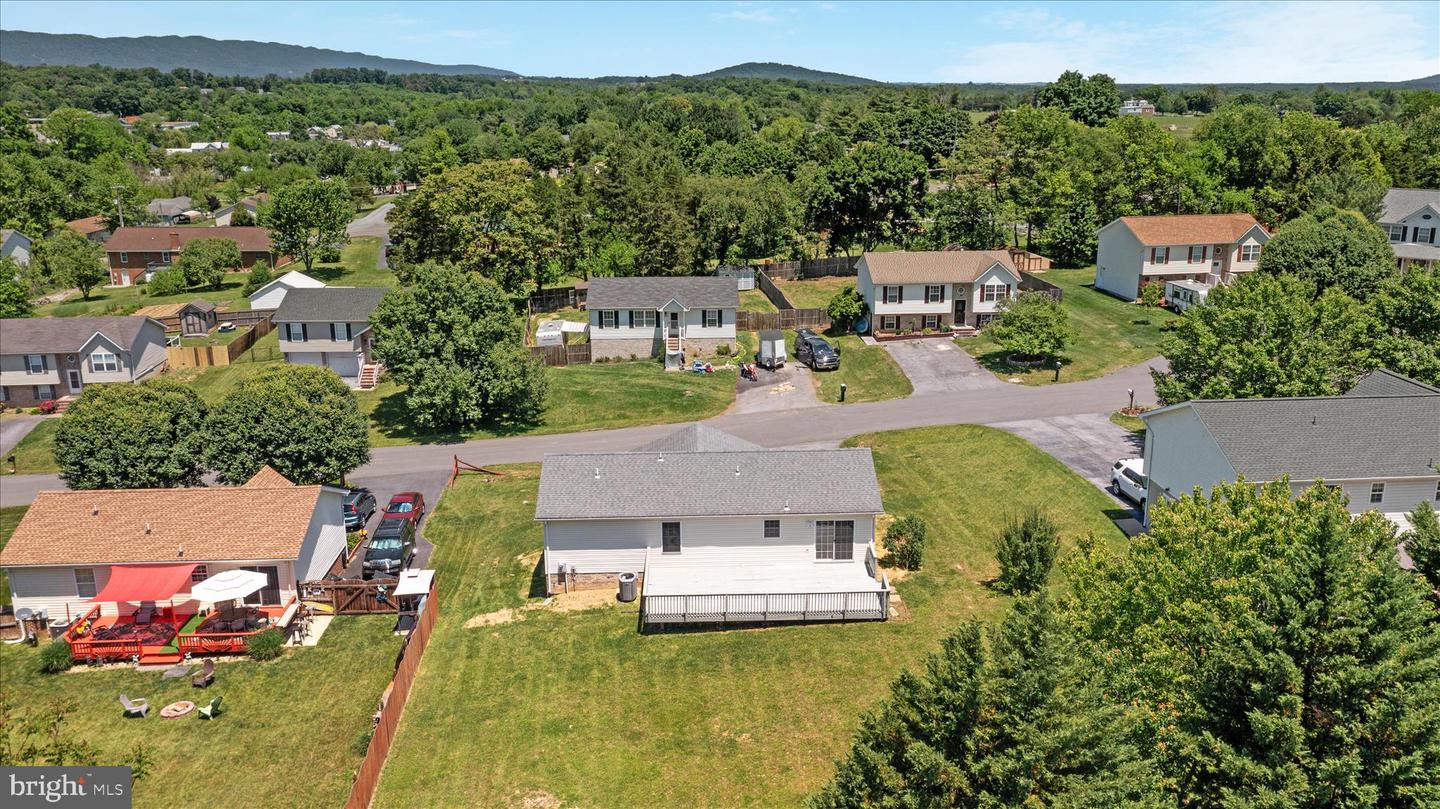 114 Hillview Dr Property Photo 43