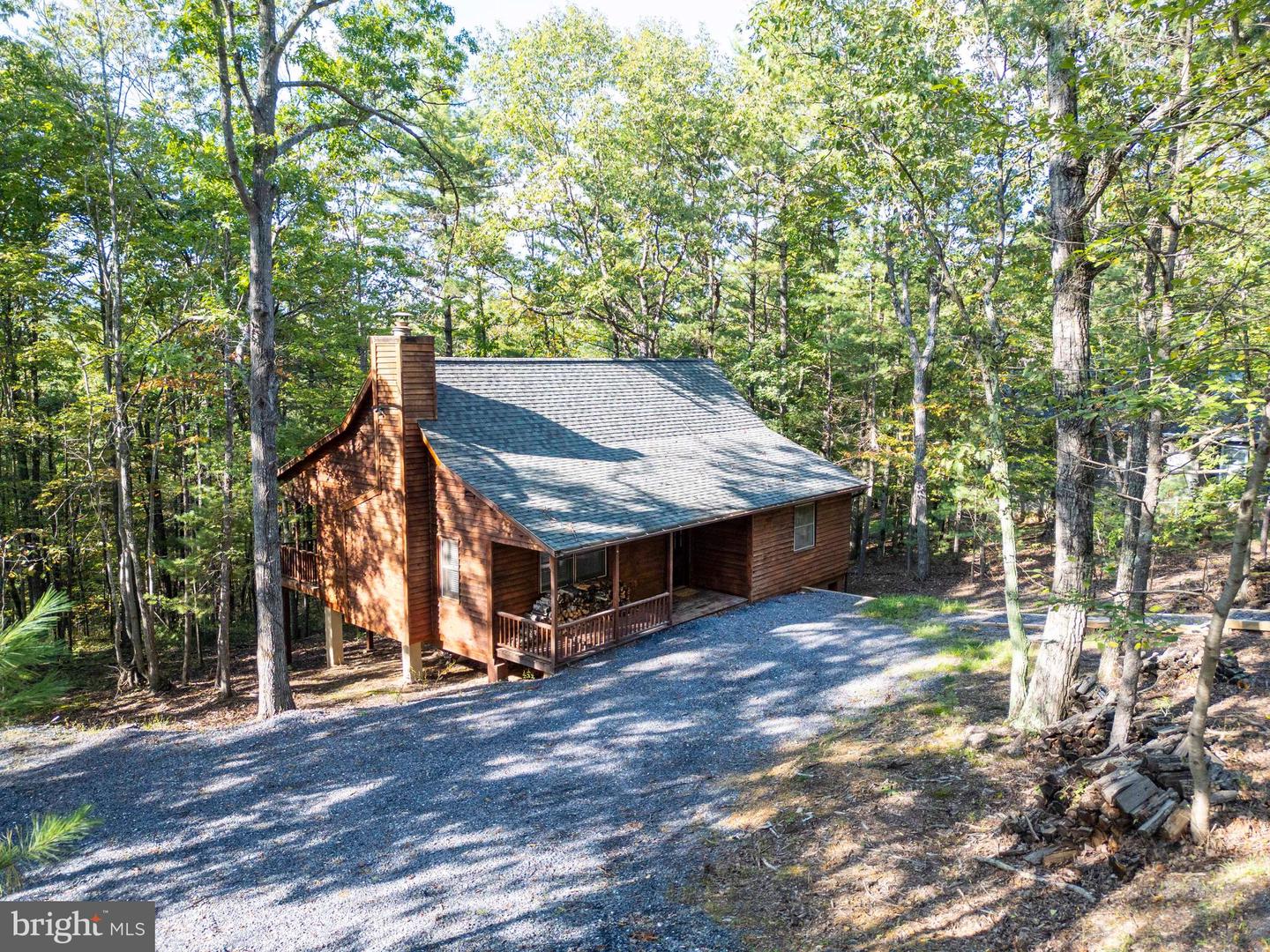 206 Dale Property Photo 3