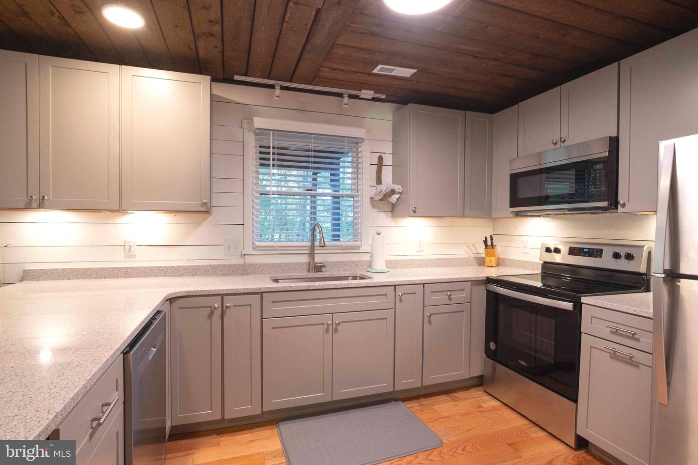 206 Dale Property Photo 20