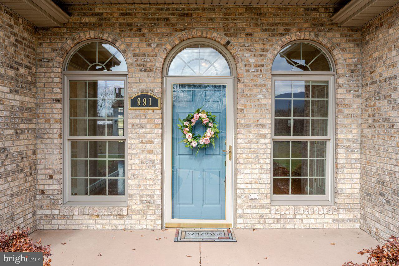 991 Clicks Ln Property Photo 3