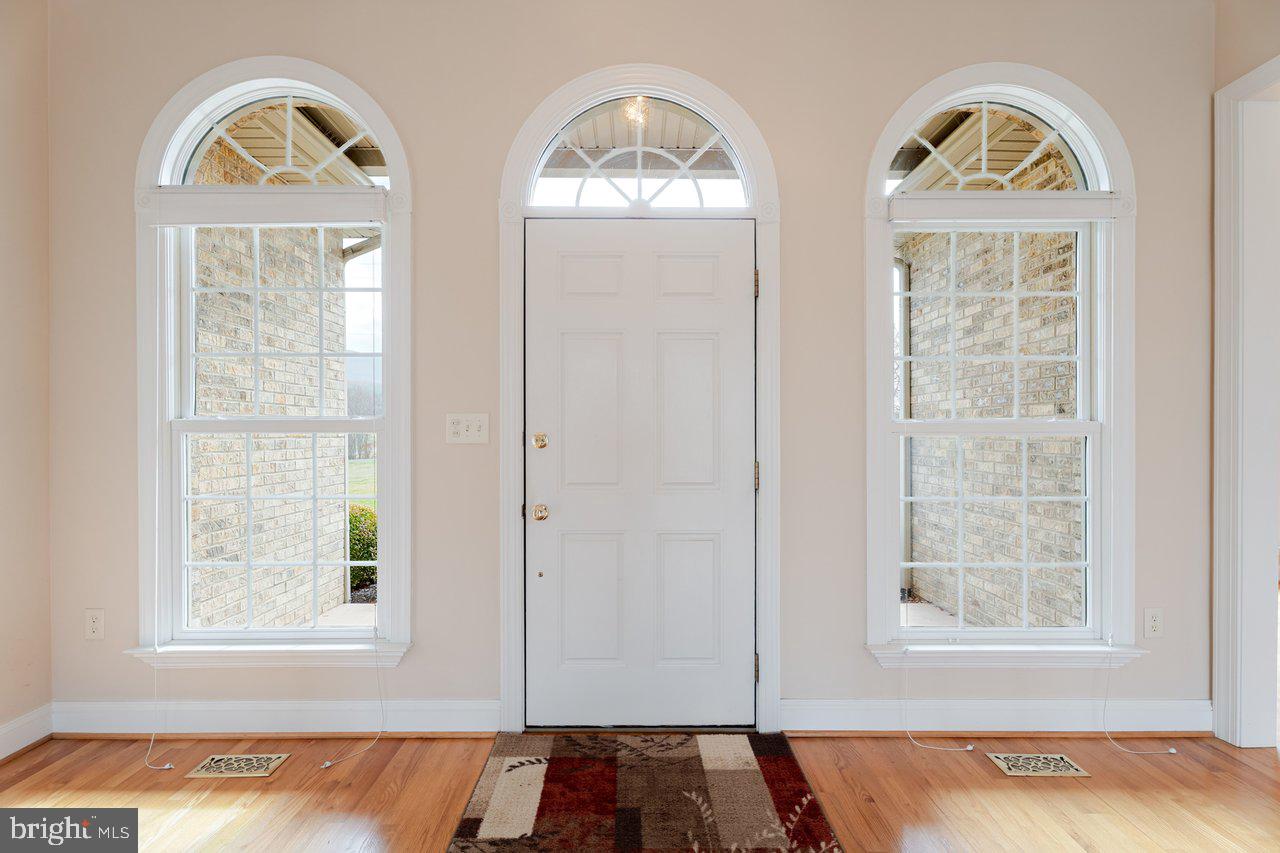 991 Clicks Ln Property Photo 4