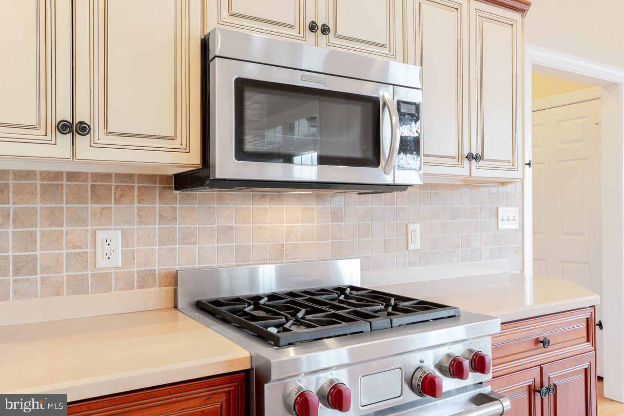 991 Clicks Ln Property Photo 17