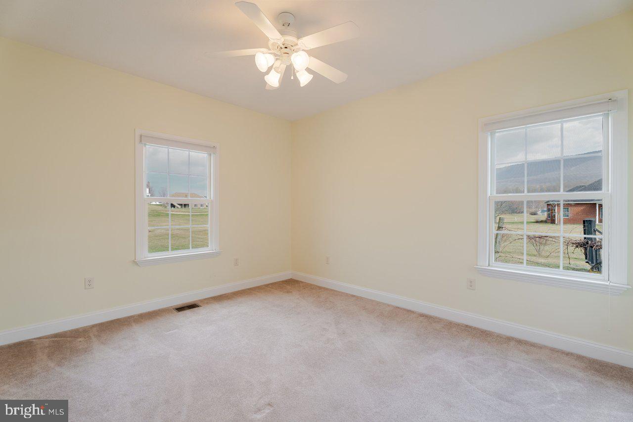 991 Clicks Ln Property Photo 44
