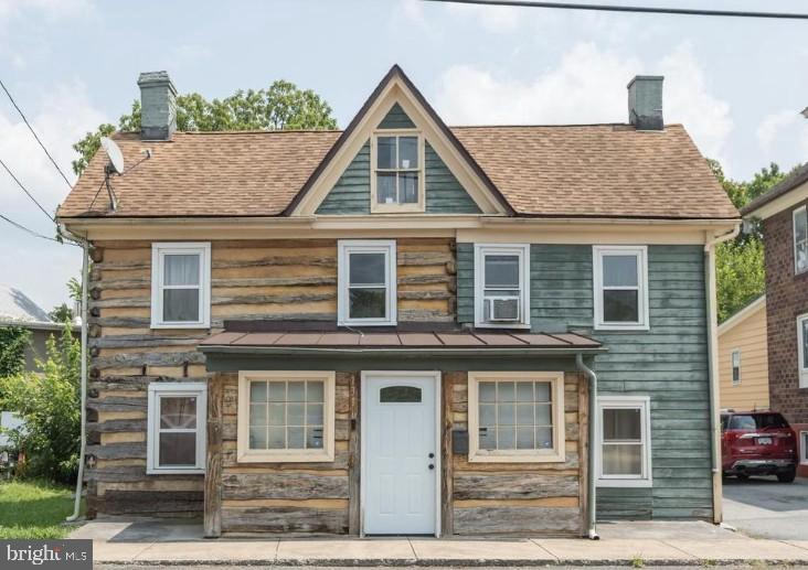 131 S MASSANUTEN ST