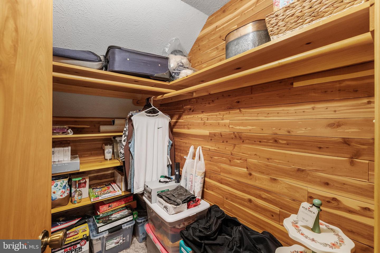 908 Jonathan St Property Photo 71