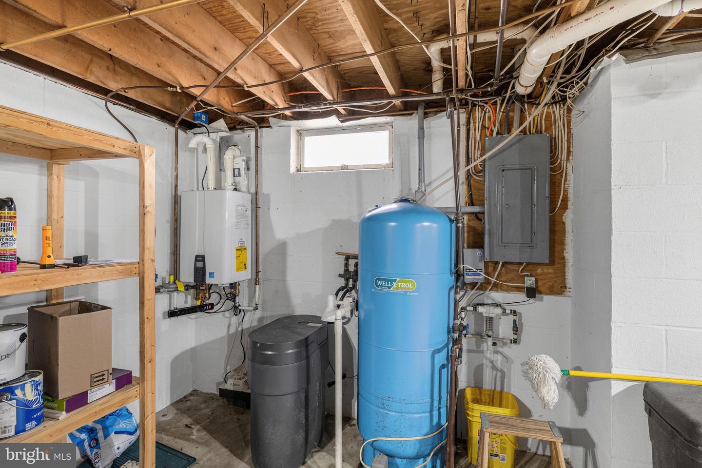 908 Jonathan St Property Photo 77