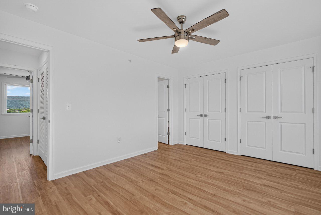 961 Woodstock Commons Drive #108a Property Photo 34