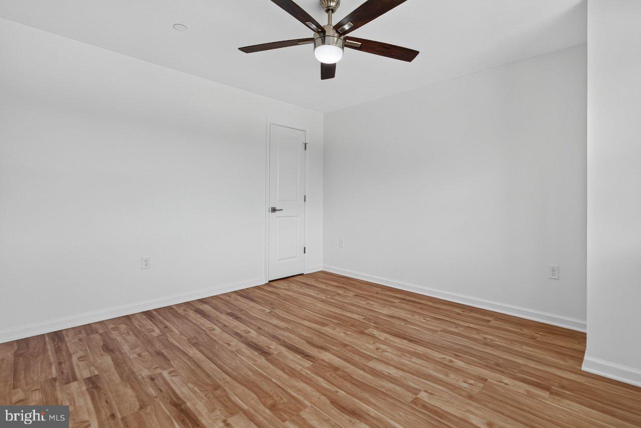 961 Woodstock Commons Drive #108a Property Photo 42