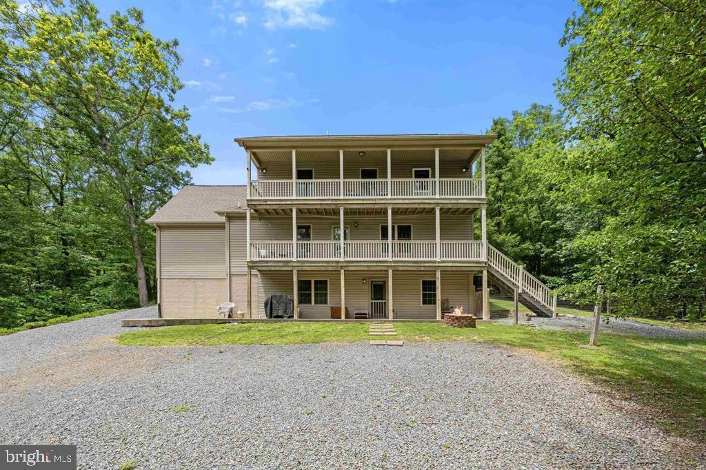88 Pin Oak Property Photo 6