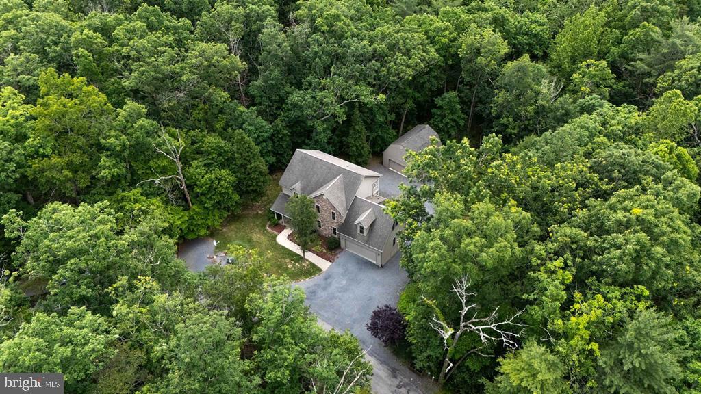 88 Pin Oak Property Photo 11