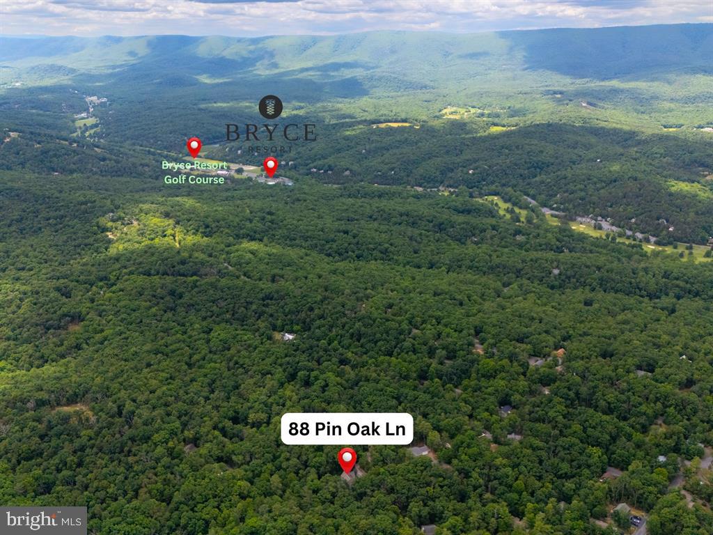 88 Pin Oak Property Photo 66