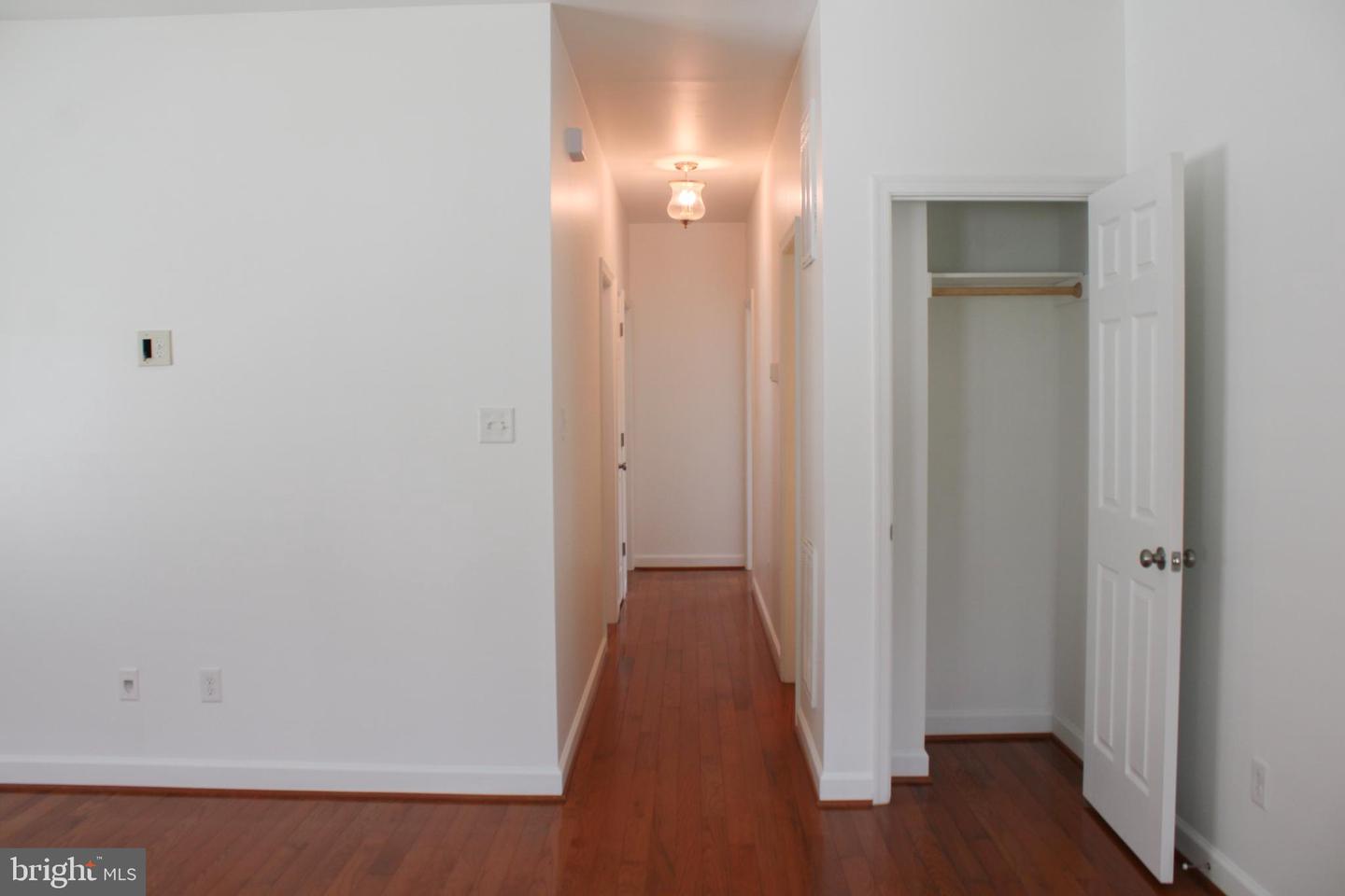 335 S Commerce St Property Photo 16