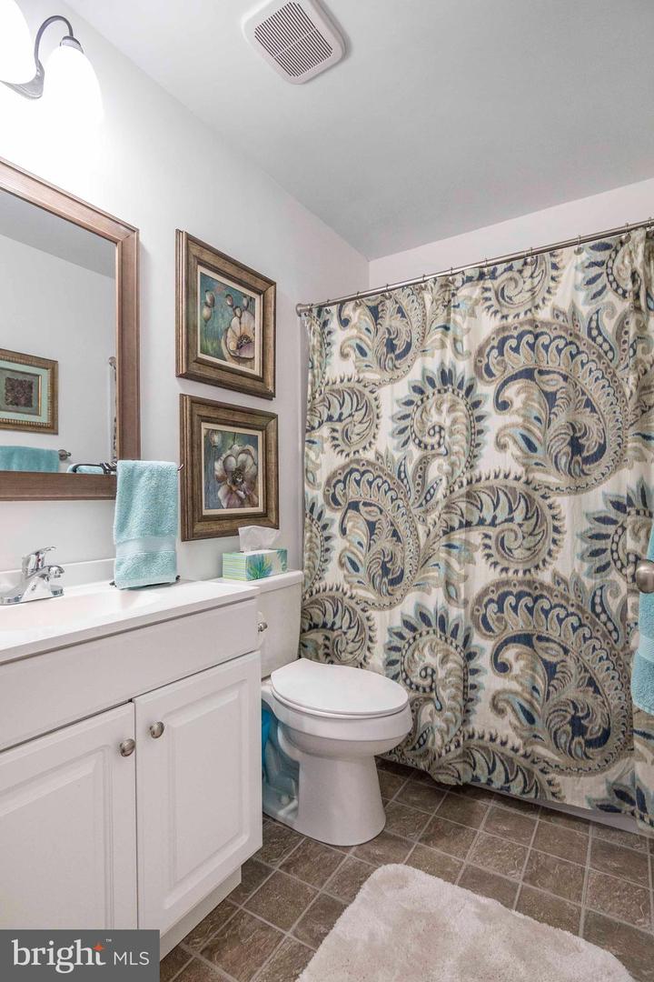 246 Parkside Ct Property Photo 14