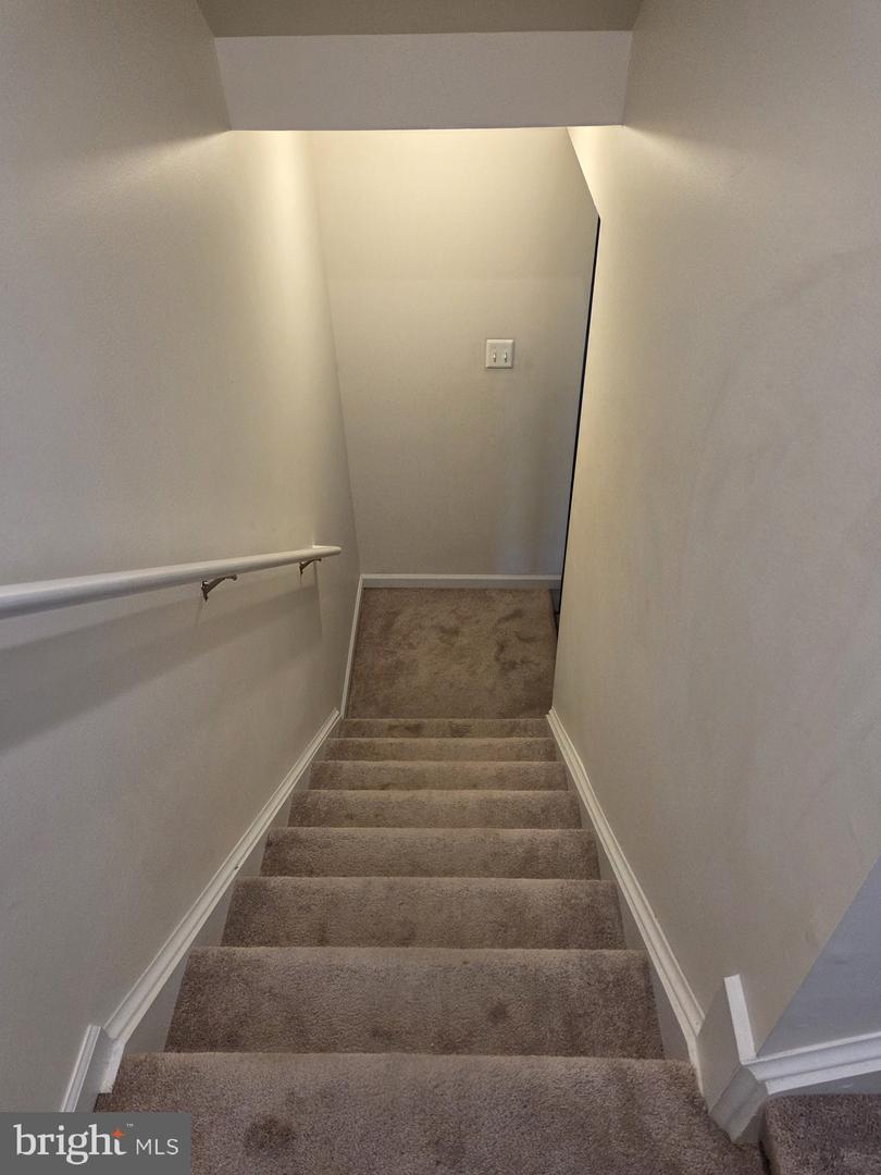 102 Spring Pl Property Photo 21