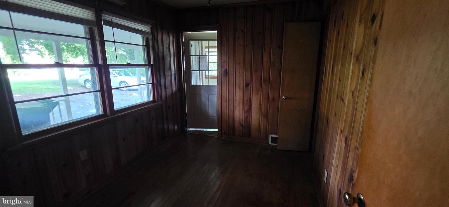 104 E South St Property Photo 10