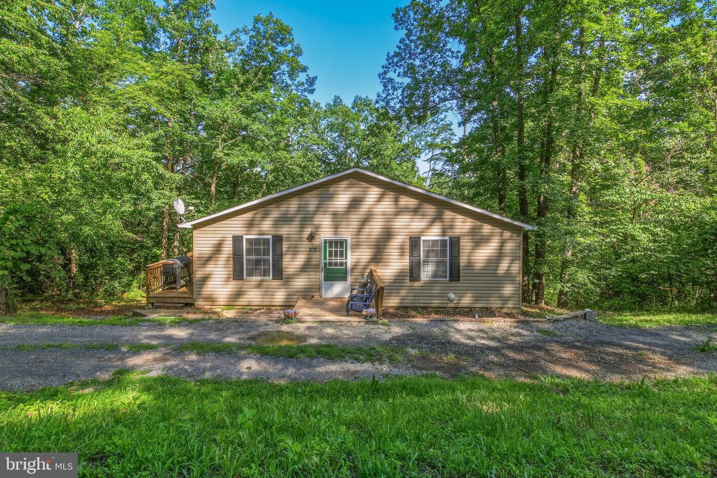272 WILLOW LN Property Photo 1