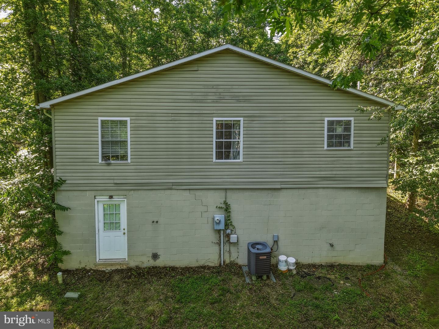 272 Willow Ln Property Photo 28
