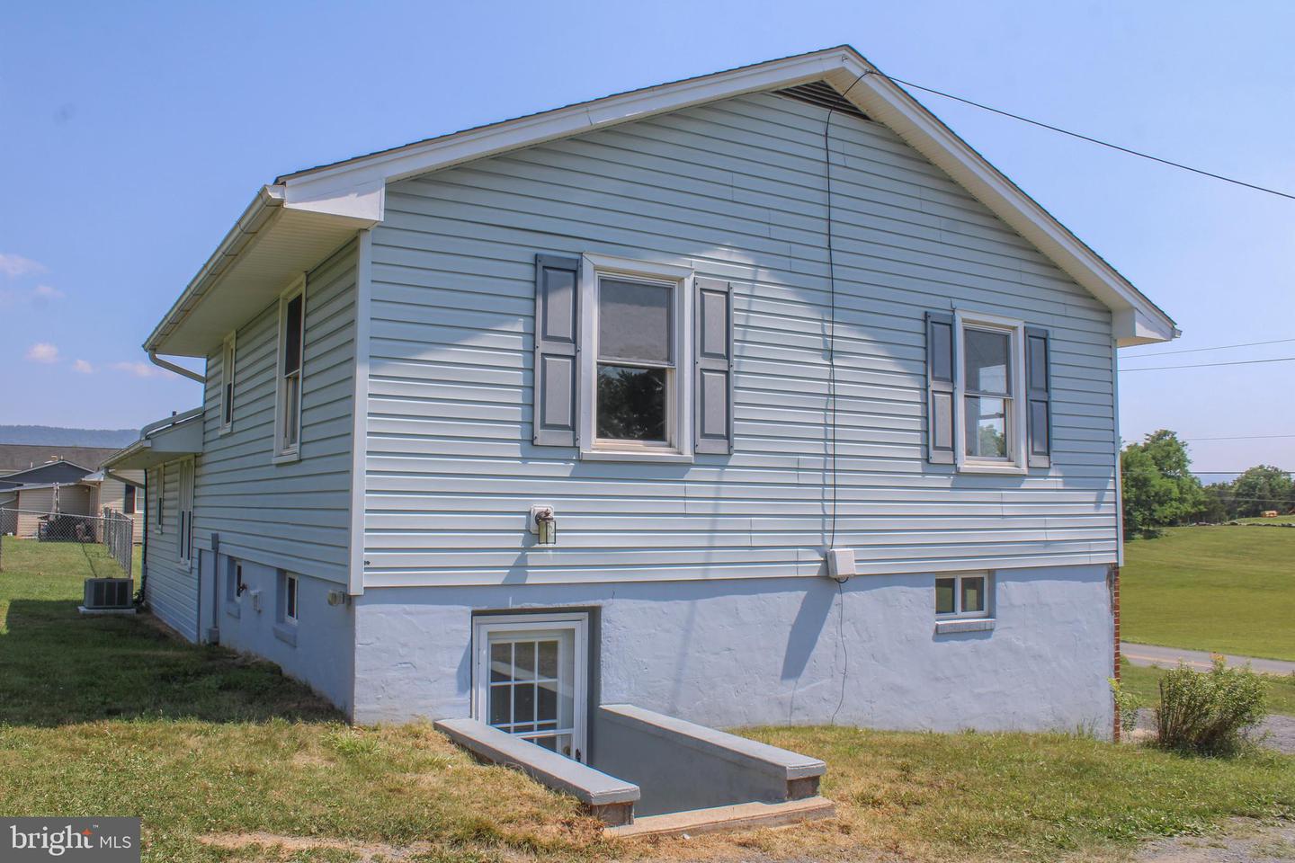 1638 Hahns Ln Property Photo 46