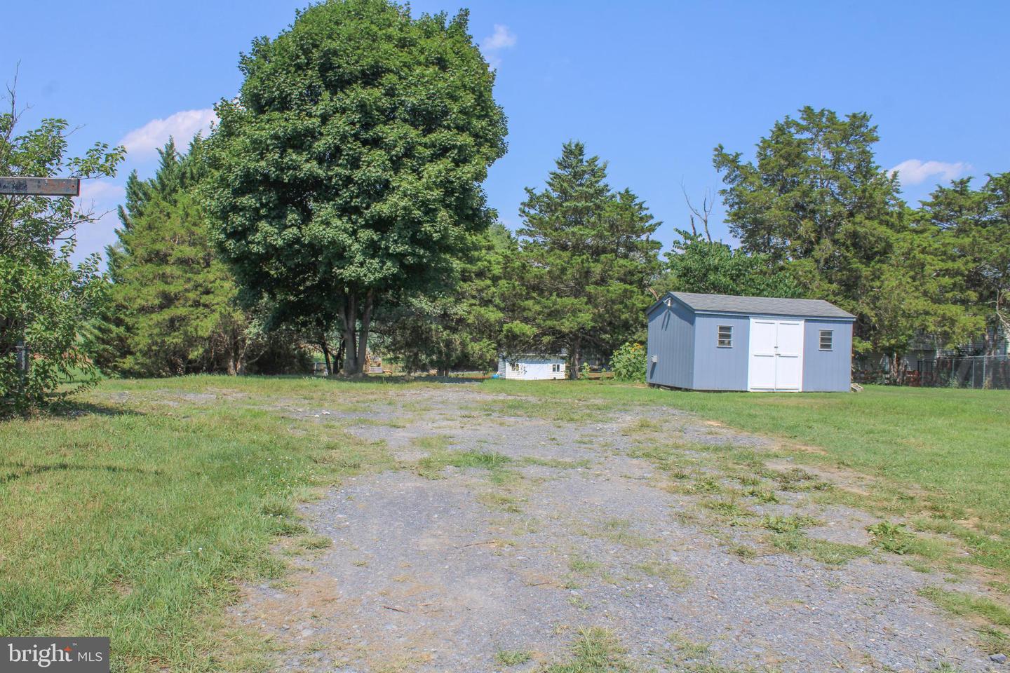 1638 Hahns Ln Property Photo 47