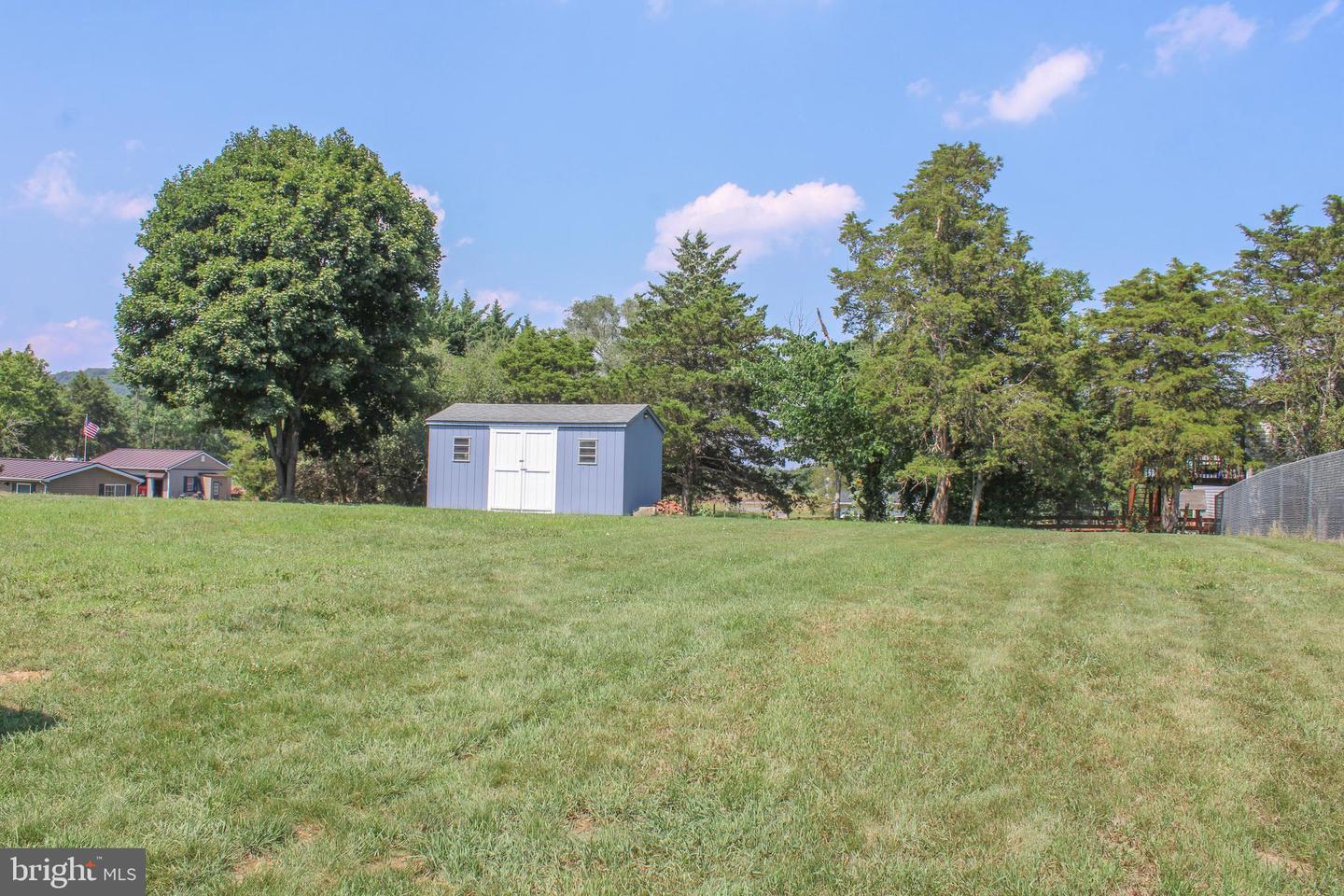 1638 Hahns Ln Property Photo 48