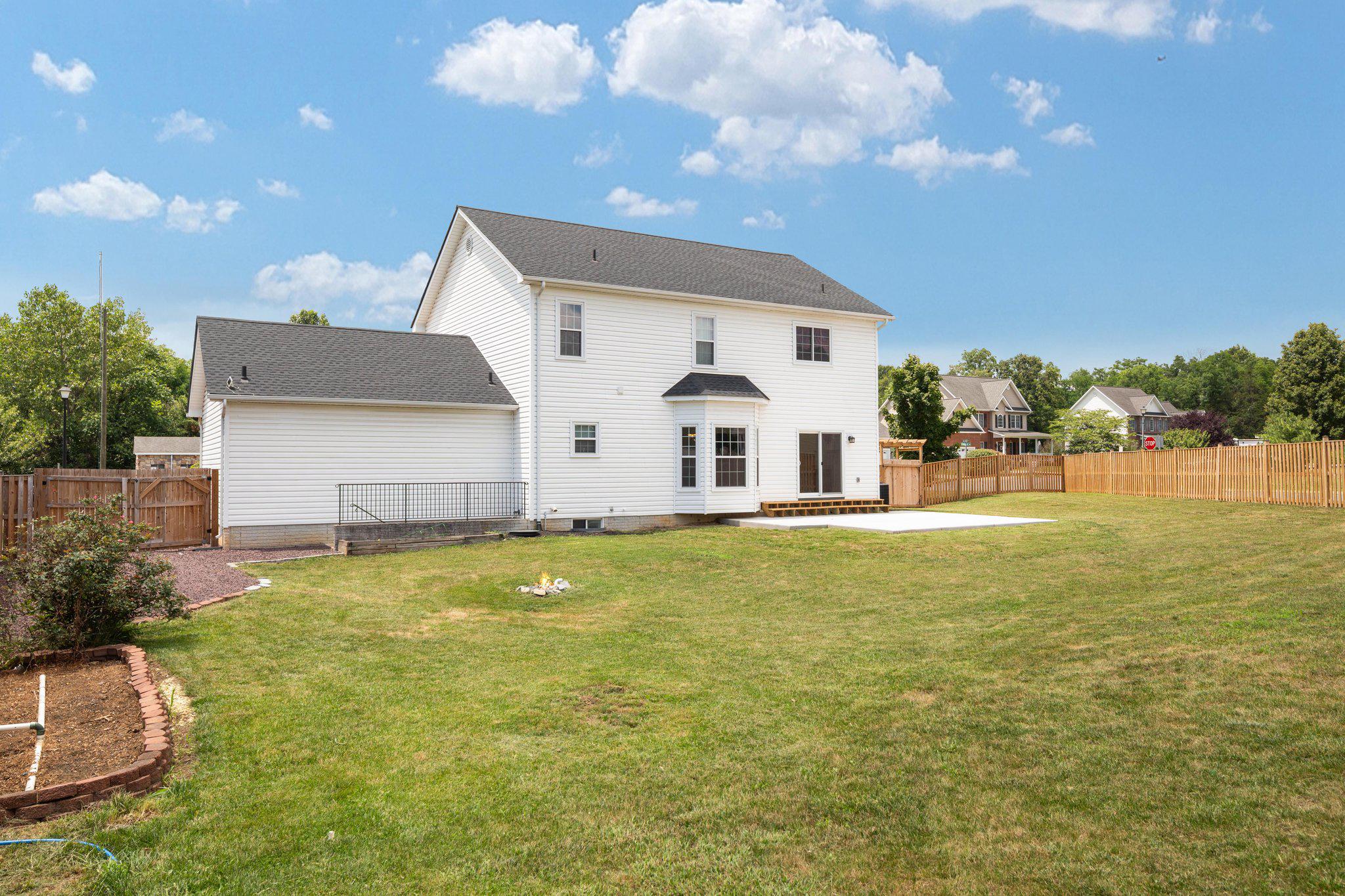 677 Dellinger Dr Property Photo 37