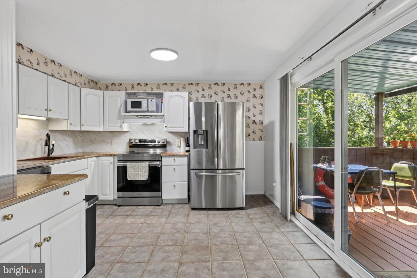 274 THE HILL RD #13-A