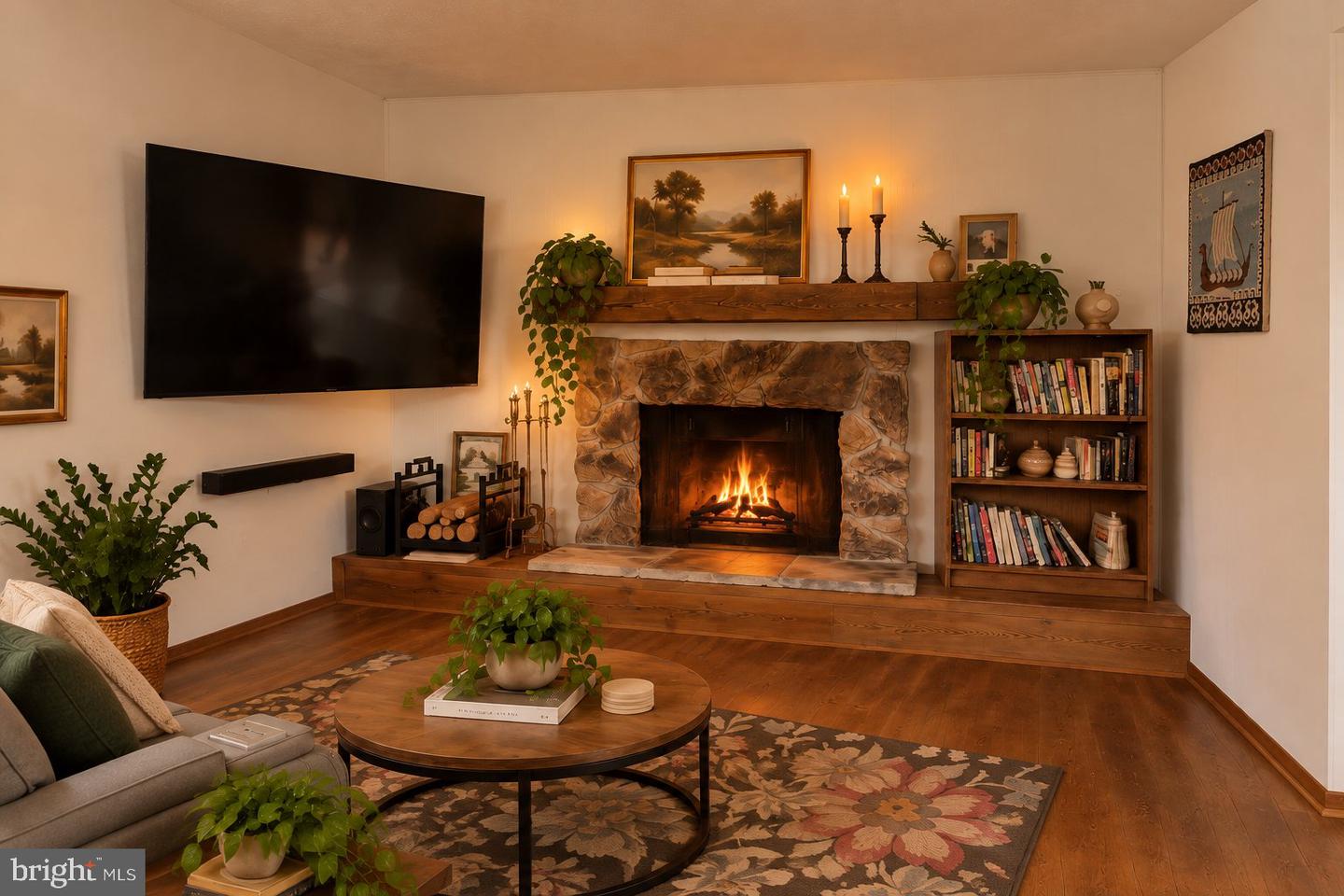274 The Hill Rd #13-a Property Photo 2
