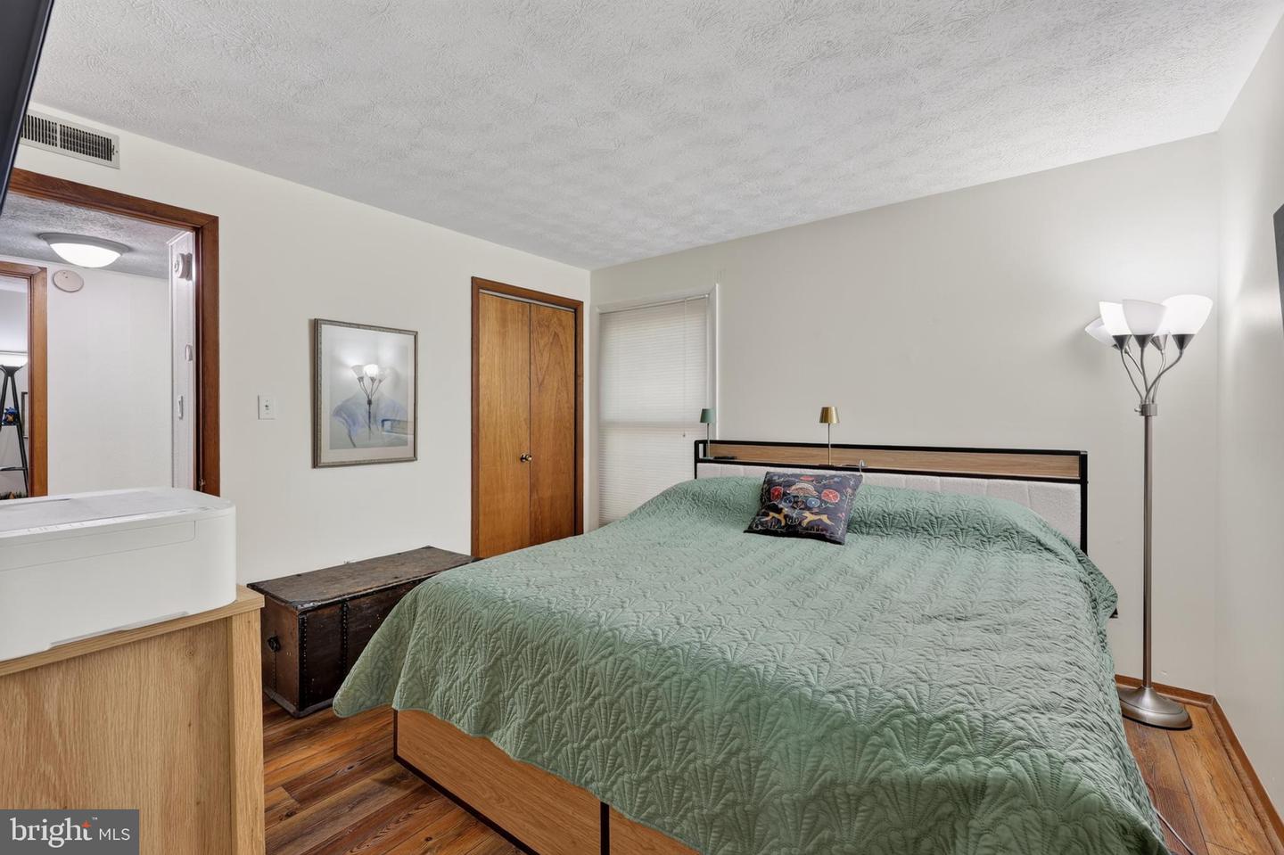 274 The Hill Rd #13-a Property Photo 11
