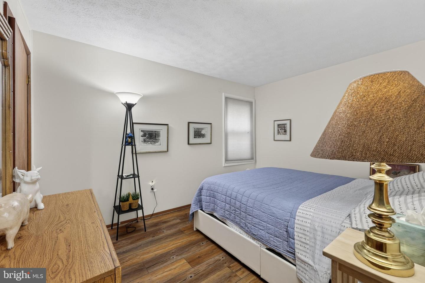 274 The Hill Rd #13-a Property Photo 15