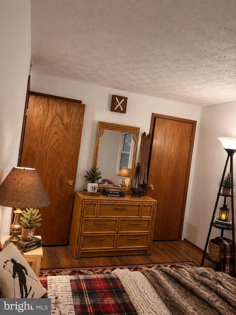 274 The Hill Rd #13-a Property Photo 16