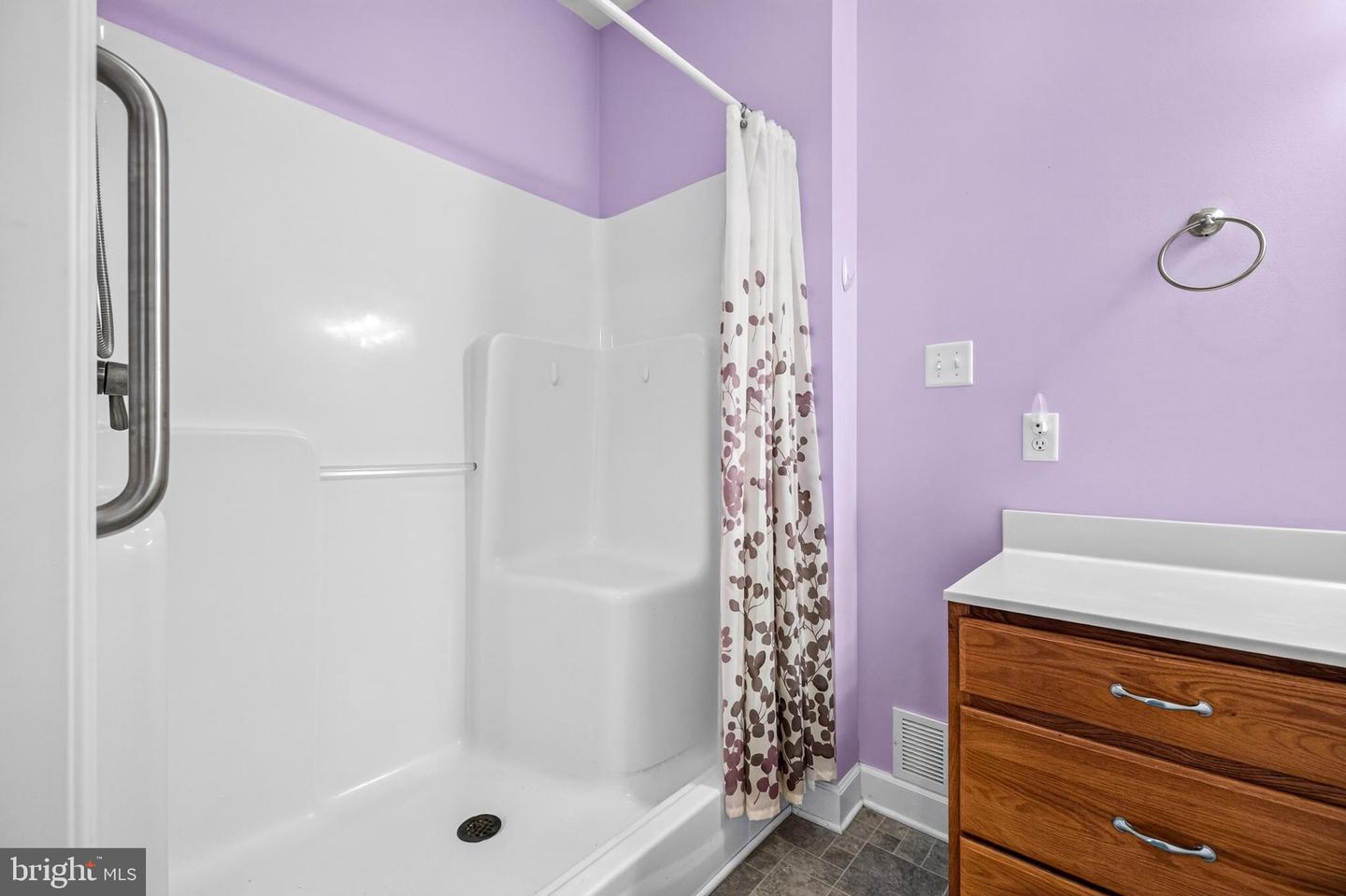 204 Grafton Ct Property Photo 36
