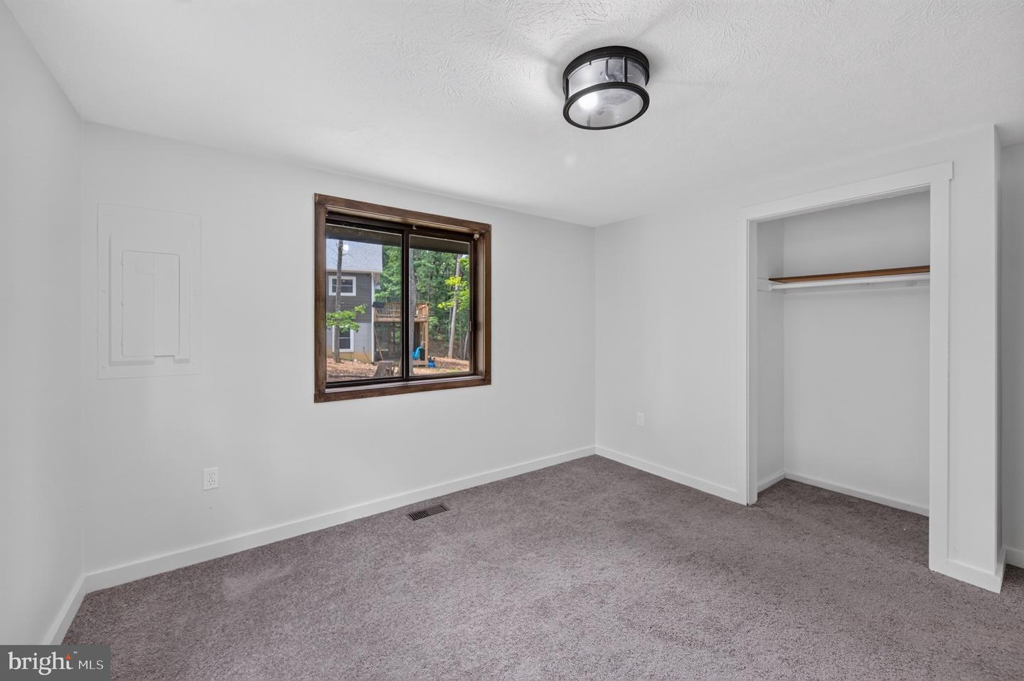 213 Morrie Dr Property Photo 31