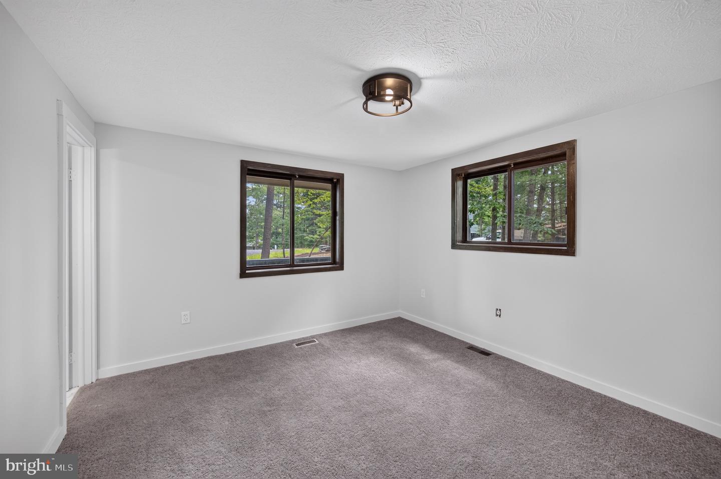 213 Morrie Dr Property Photo 34
