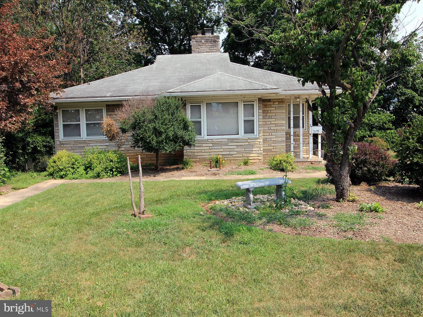 208 N Muhlenberg St Property Photo 39