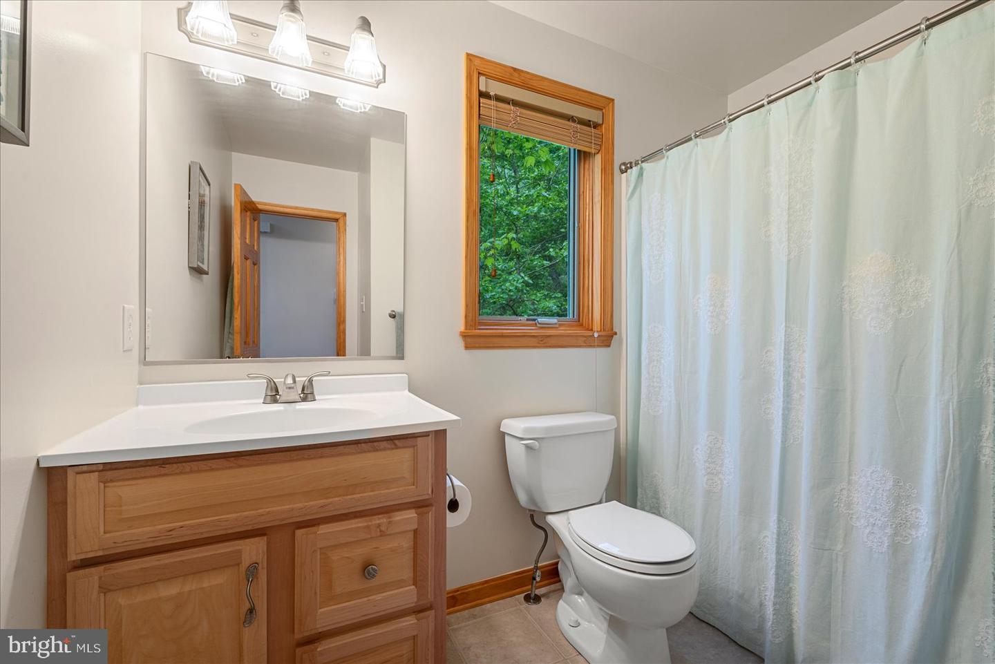 218 Nelson Way Property Photo 23