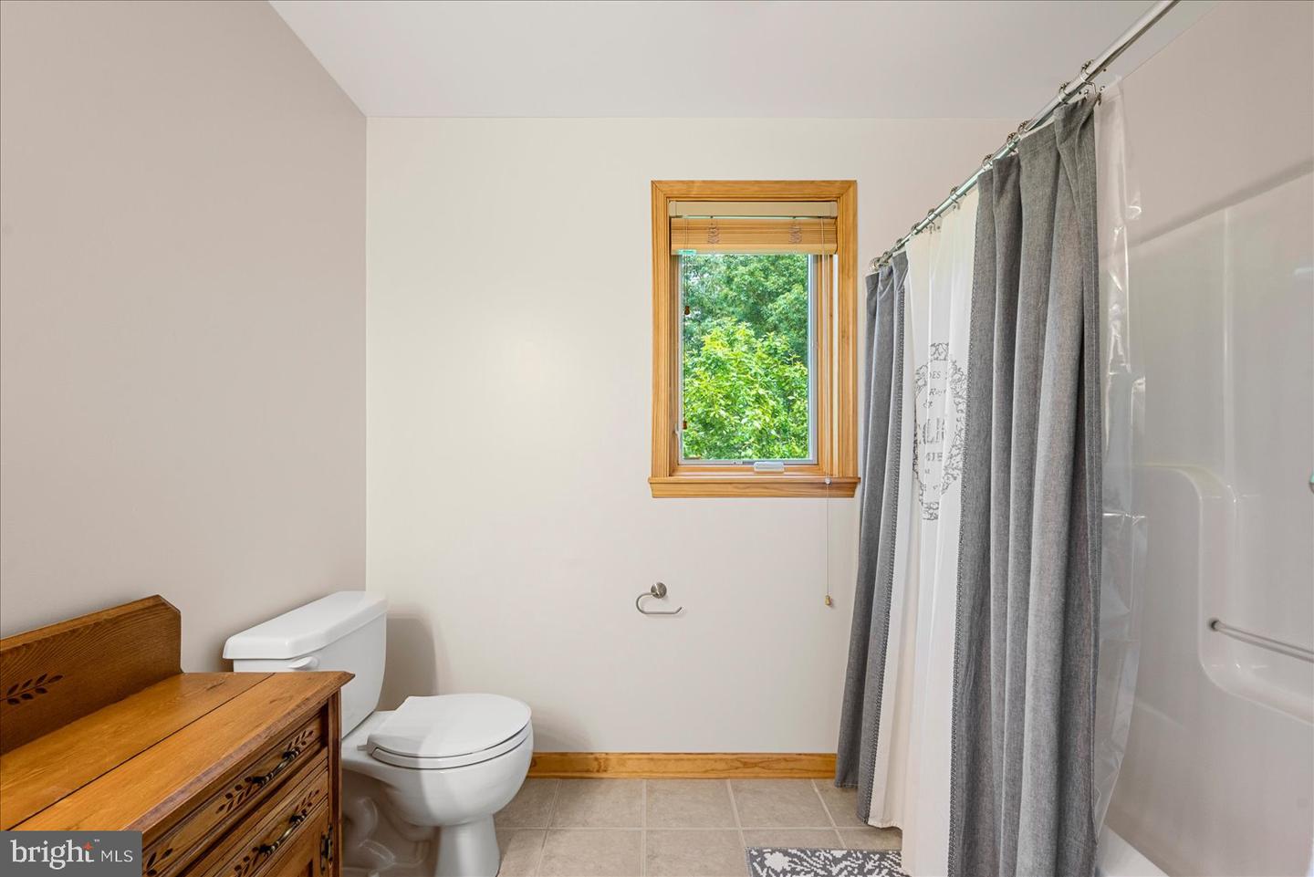 218 Nelson Way Property Photo 30
