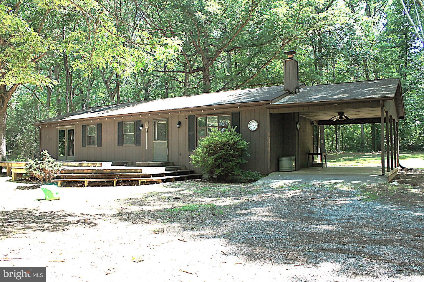 365 Hillcrest Rd Property Photo 1