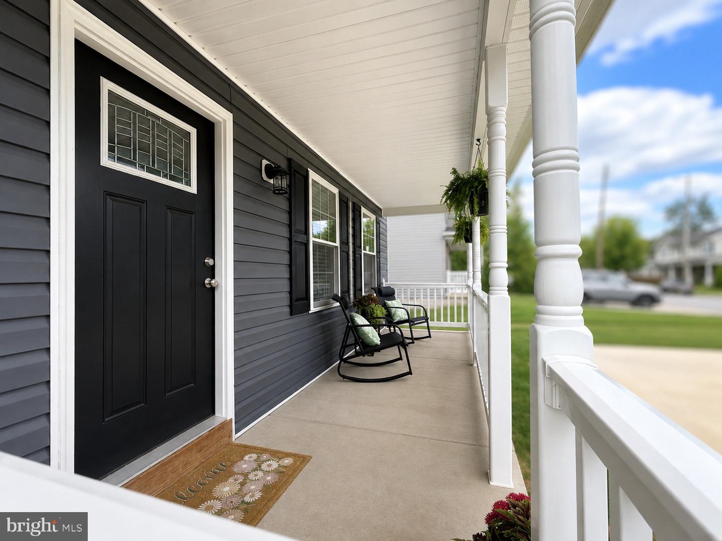 284 Loudoun Property Photo 4