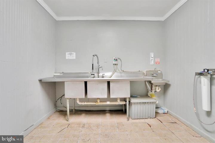 318 E King St Property Photo 6