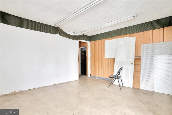 318 E King St Property Photo 30